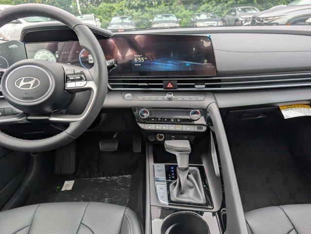 new 2025 Hyundai Elantra car, priced at $28,655