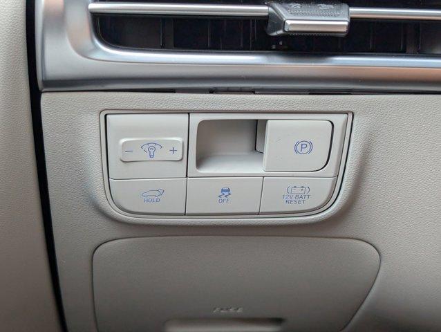 new 2025 Hyundai TUCSON Hybrid car