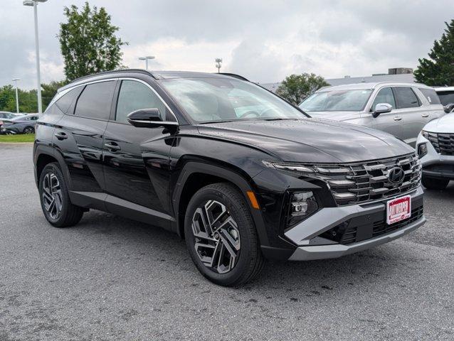 new 2025 Hyundai TUCSON Hybrid car