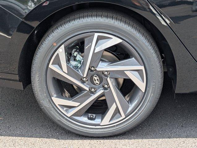 new 2025 Hyundai Elantra car, priced at $28,655
