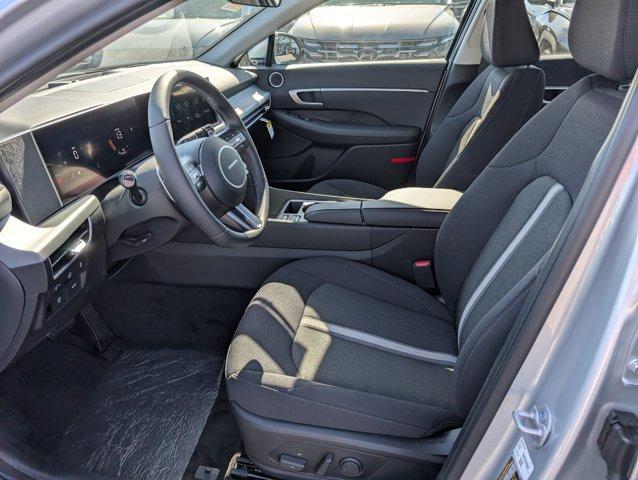 new 2025 Hyundai Sonata Hybrid car, priced at $33,075