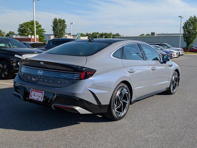new 2025 Hyundai Sonata car, priced at $32,880