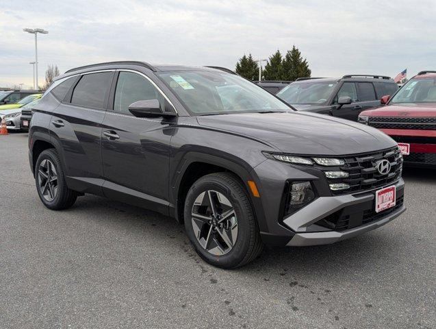 new 2025 Hyundai TUCSON Hybrid car, priced at $38,375