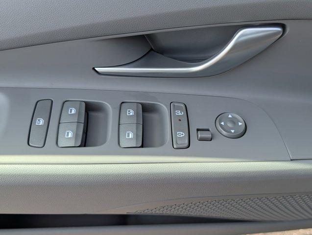 new 2025 Hyundai Elantra car, priced at $25,090