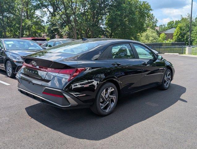 new 2025 Hyundai Elantra car, priced at $25,090