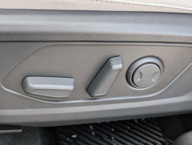 new 2025 Hyundai TUCSON Hybrid car, priced at $42,970