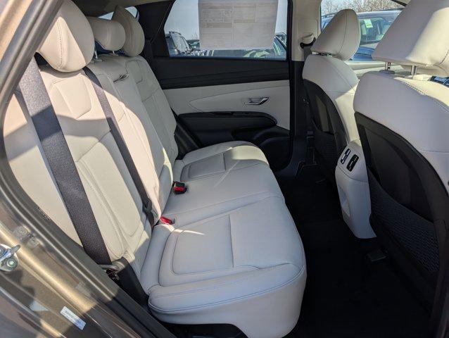 new 2025 Hyundai TUCSON Hybrid car, priced at $43,030