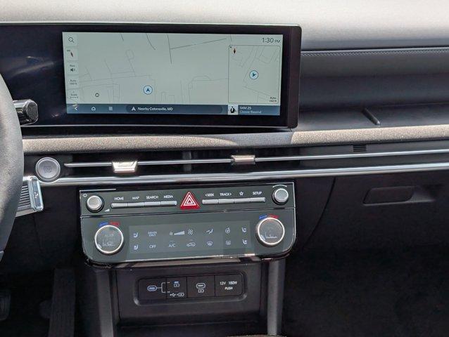 new 2025 Hyundai TUCSON Hybrid car, priced at $43,205
