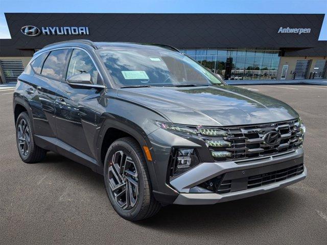 new 2025 Hyundai TUCSON Hybrid car, priced at $43,205