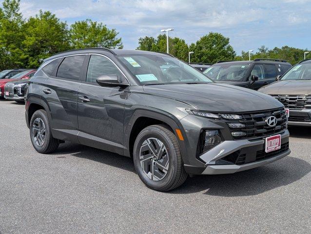 new 2025 Hyundai TUCSON Hybrid car, priced at $35,460