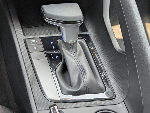 new 2025 Hyundai Elantra car, priced at $25,135