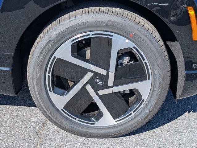 new 2026 Hyundai IONIQ 9 car, priced at $73,095