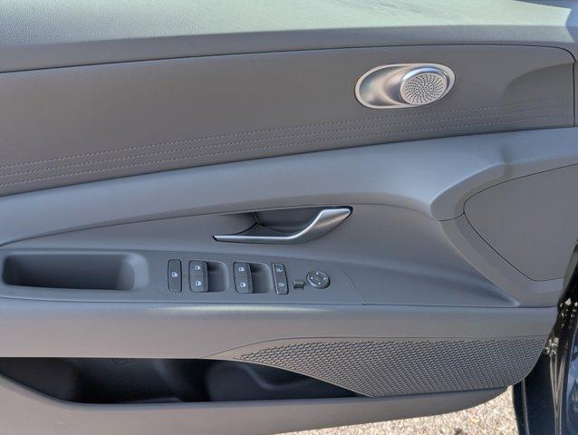 new 2025 Hyundai ELANTRA HEV car, priced at $27,365