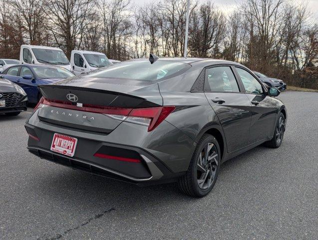 new 2025 Hyundai Elantra car, priced at $24,565