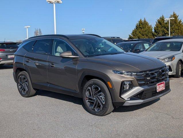 new 2025 Hyundai TUCSON Hybrid car, priced at $42,855