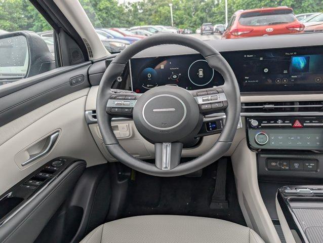 new 2025 Hyundai TUCSON Hybrid car, priced at $43,315