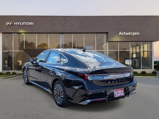 new 2026 Hyundai Sonata Hybrid car, priced at $39,940
