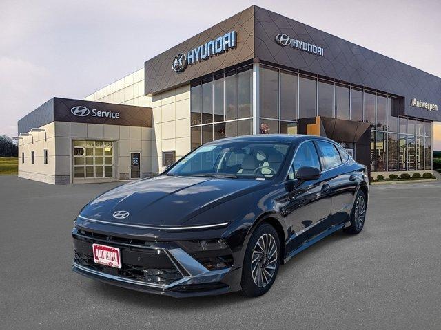 new 2026 Hyundai Sonata Hybrid car, priced at $39,940