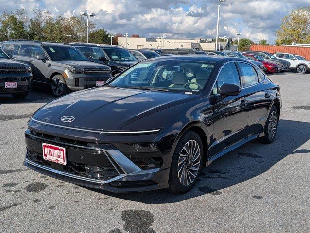 new 2026 Hyundai Sonata Hybrid car, priced at $39,940