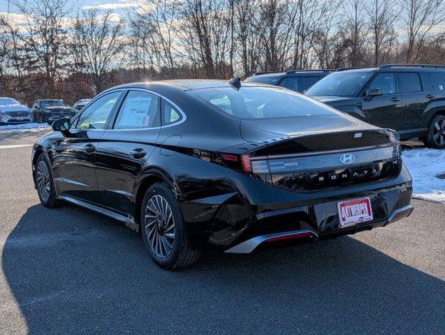 new 2025 Hyundai Sonata Hybrid car, priced at $39,175