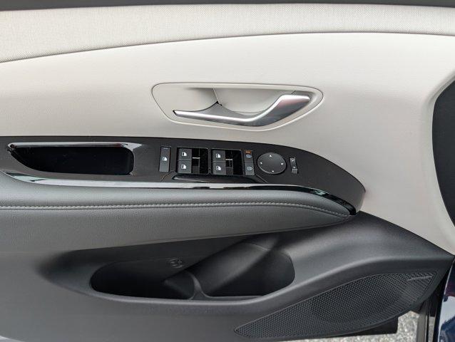 new 2025 Hyundai TUCSON Hybrid car, priced at $43,030