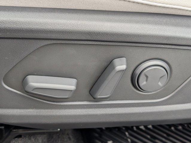new 2025 Hyundai TUCSON Hybrid car, priced at $43,030