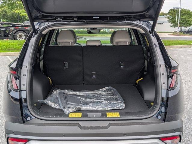 new 2025 Hyundai TUCSON Hybrid car, priced at $43,030