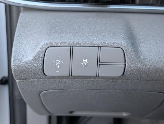 new 2025 Hyundai Elantra car, priced at $25,590