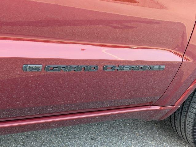 used 2021 Jeep Grand Cherokee car, priced at $27,891
