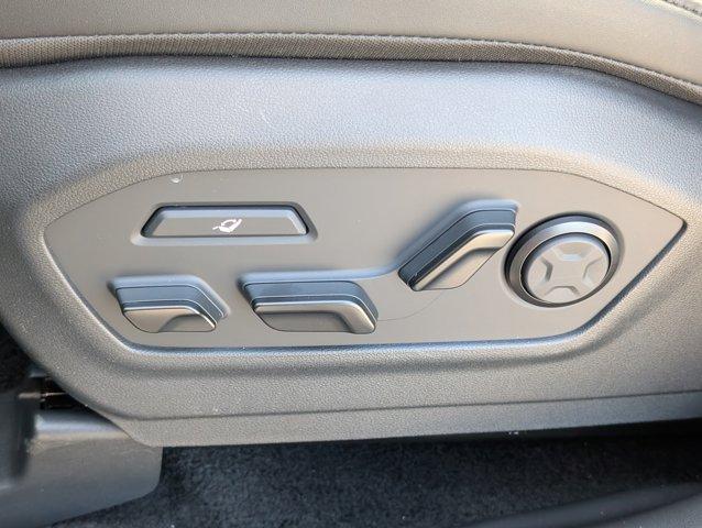 new 2025 Hyundai Santa Fe car, priced at $51,039