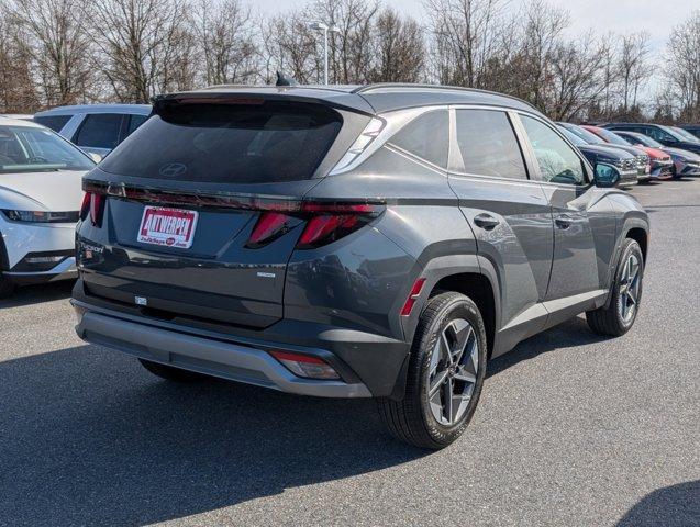 new 2025 Hyundai Tucson car, priced at $34,095