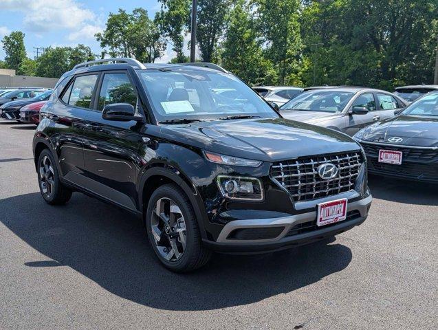 new 2025 Hyundai Venue car, priced at $24,385