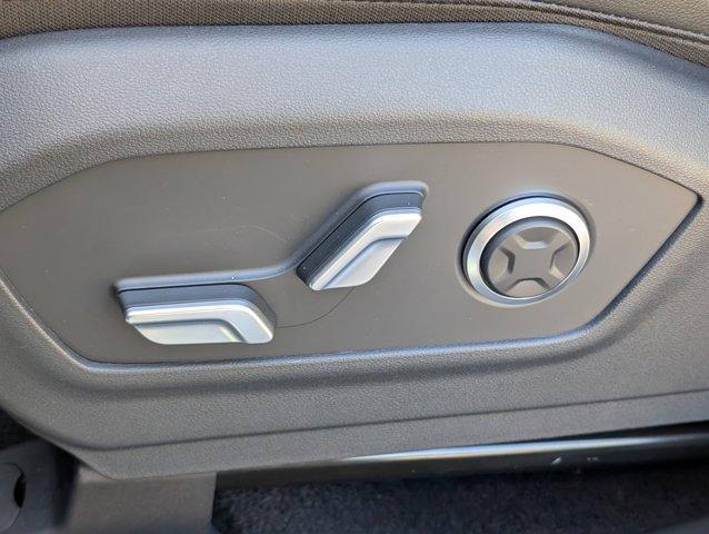 new 2025 Hyundai SANTA FE HEV car, priced at $48,894