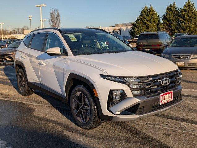 new 2025 Hyundai TUCSON Hybrid car, priced at $38,905