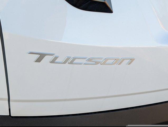 new 2025 Hyundai TUCSON Hybrid car, priced at $38,905