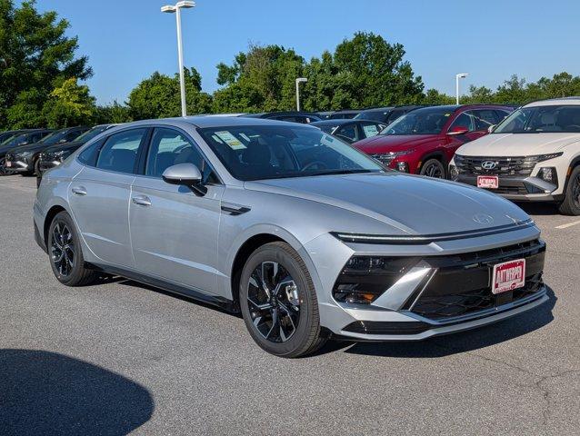 new 2025 Hyundai Sonata car, priced at $29,900