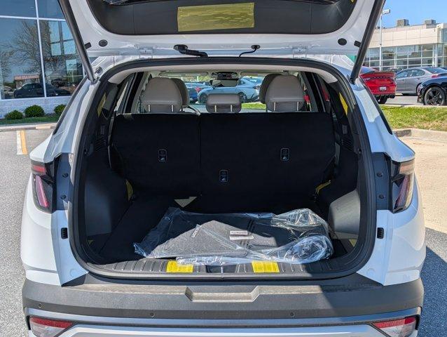 new 2025 Hyundai TUCSON Hybrid car, priced at $43,470