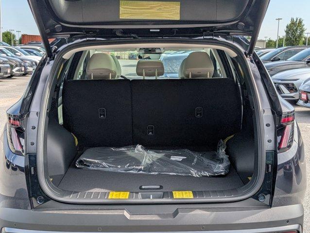 new 2025 Hyundai TUCSON Hybrid car, priced at $43,030