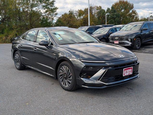 new 2026 Hyundai Sonata Hybrid car, priced at $34,140