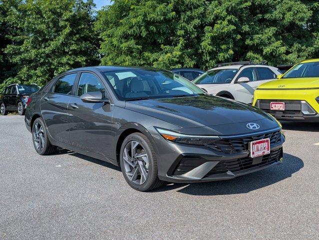 new 2025 Hyundai Elantra car, priced at $28,655