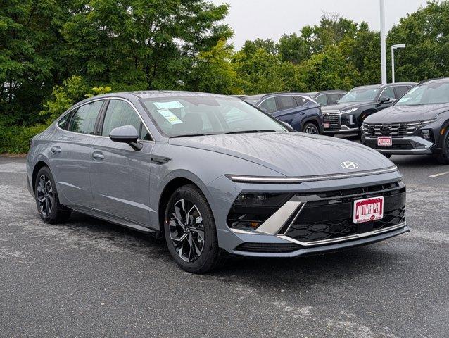 new 2025 Hyundai Sonata car, priced at $29,845