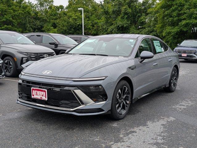 new 2025 Hyundai Sonata car, priced at $29,845