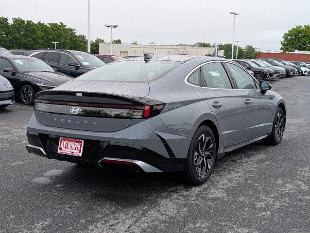 new 2025 Hyundai Sonata car, priced at $29,845