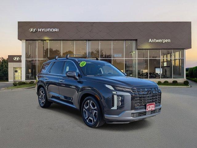 used 2024 Hyundai Palisade car, priced at $35,500