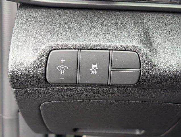 new 2025 Hyundai Elantra car, priced at $25,160