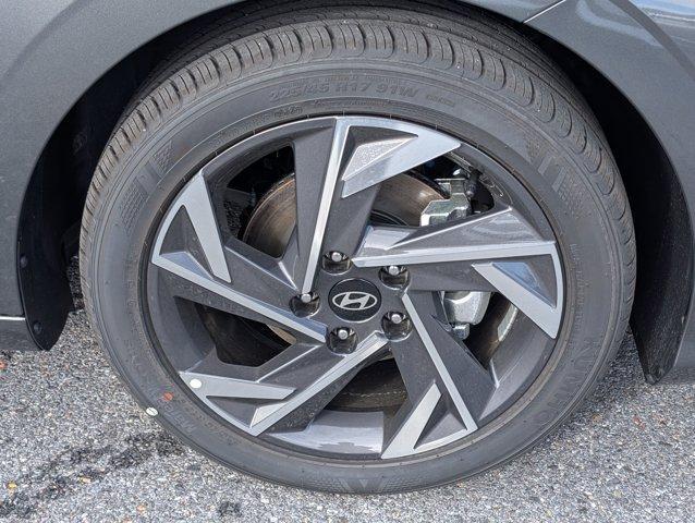 new 2025 Hyundai Elantra car, priced at $25,160