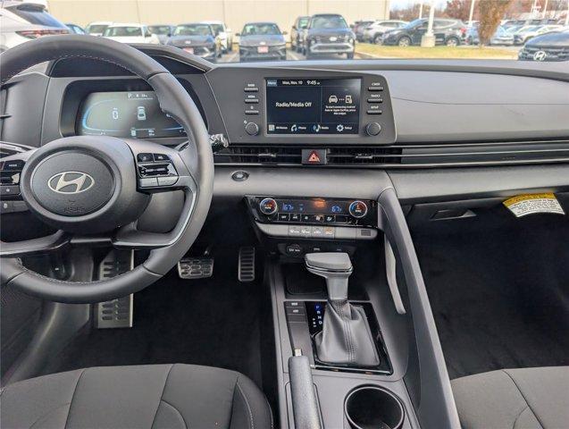 new 2025 Hyundai Elantra car, priced at $25,160