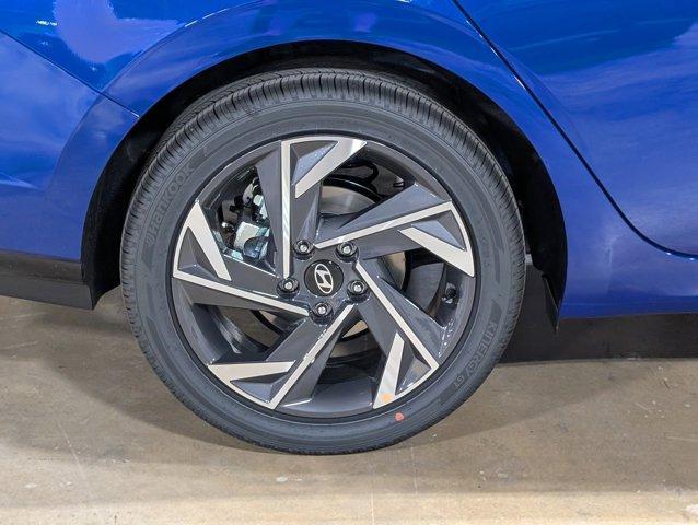new 2025 Hyundai Elantra car, priced at $27,575