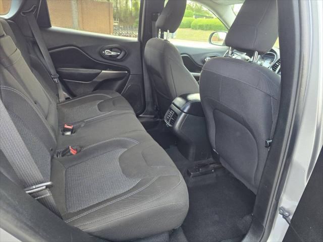 used 2019 Jeep Cherokee car, priced at $11,000