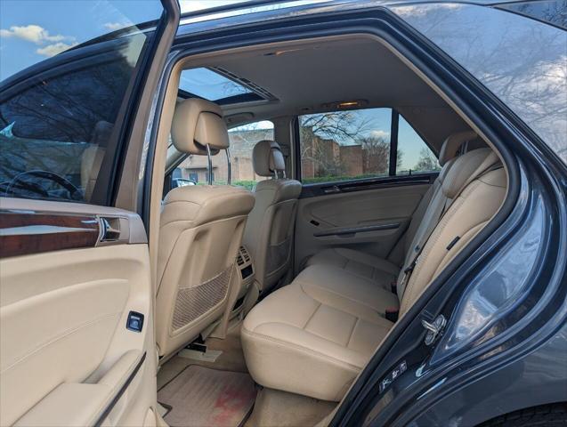 used 2011 Mercedes-Benz M-Class car, priced at $5,500